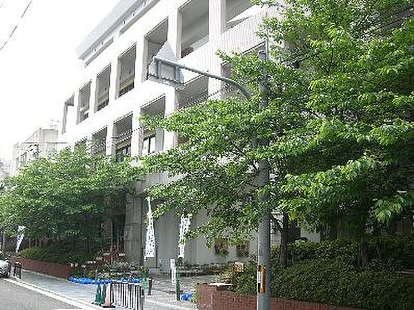 京都市立洛央小学校　約800ｍ　徒歩10分