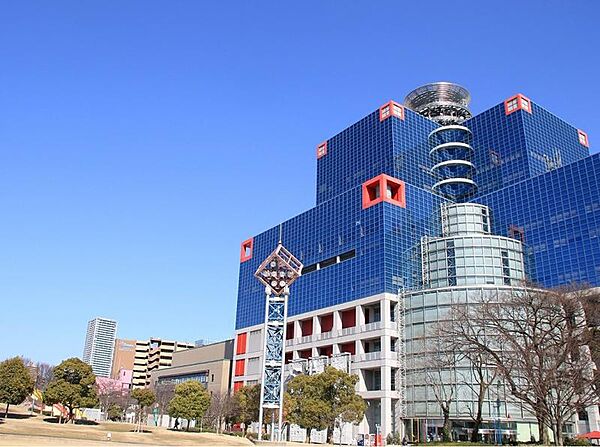扇町公園　約250ｍ　徒歩4分