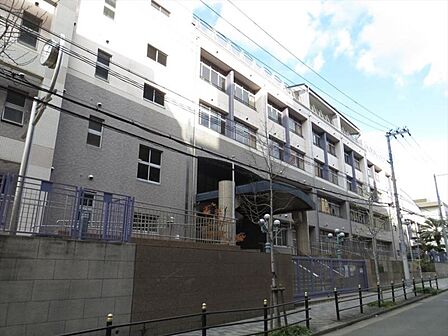 大阪市立天満中学校　約300ｍ　徒歩4分
