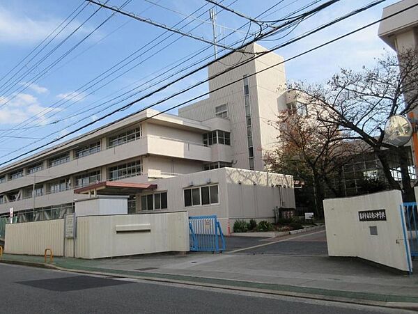 藤井寺市立第三中学校　約1200ｍ　徒歩15分