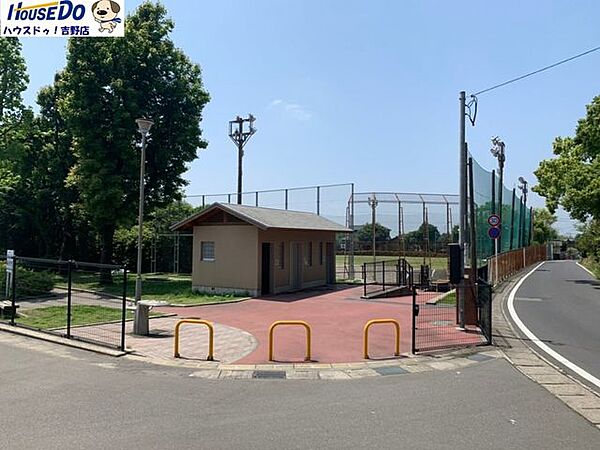 下田公園 170m