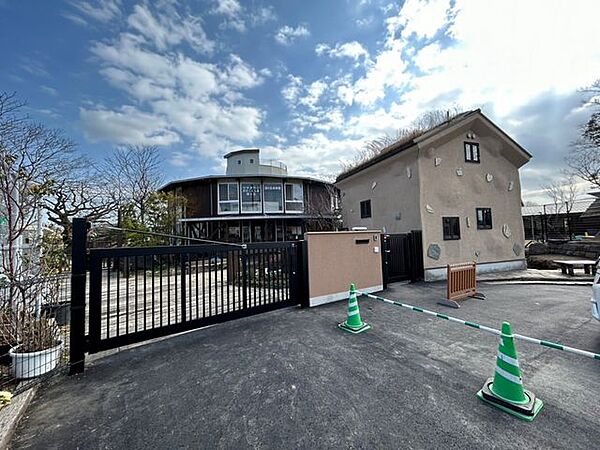 幼保連携型認定こども園 錦ヶ丘プラス・定員113名 1400m