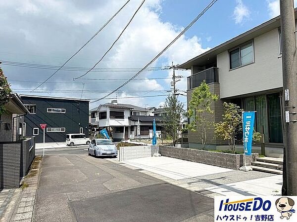 交通量も少ないのでラクラク駐車できます♪