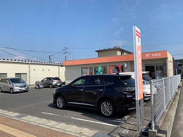 川上郵便局・郵便窓口9:00～17:00・貯金窓口9:00～16:00・ATM8:00～20:00(土9:00～18:00、日祝9:00～17:00)・保険窓口9:00～16:00 510m
