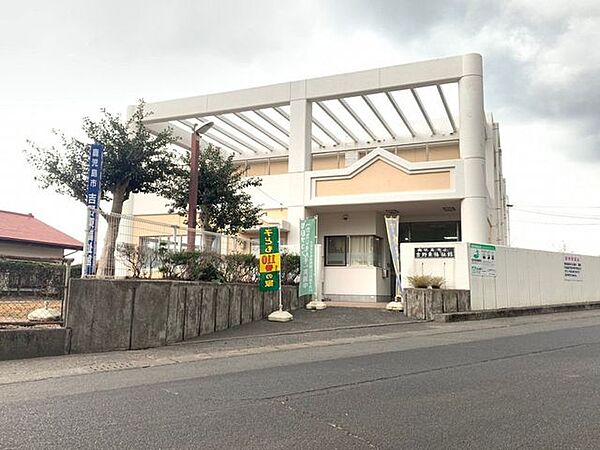 吉野東福祉館・開館時間 9:00～21:00・閉館日 毎月第2月曜、12月29日～1月3日・駐車場10台有り 500m