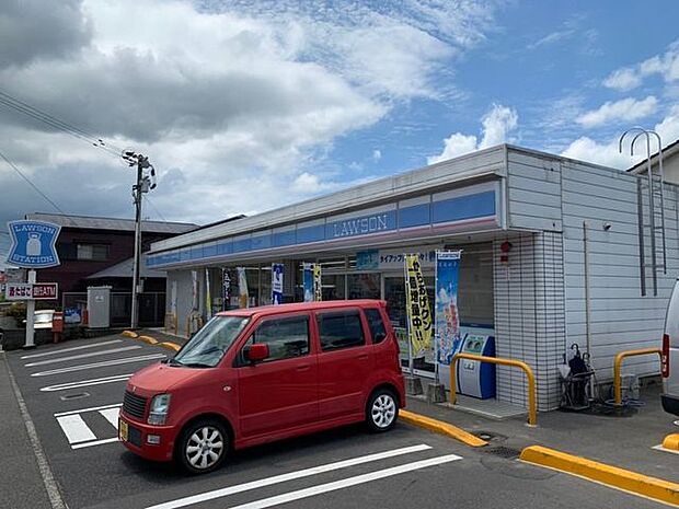 ローソン伊敷団地店 500m