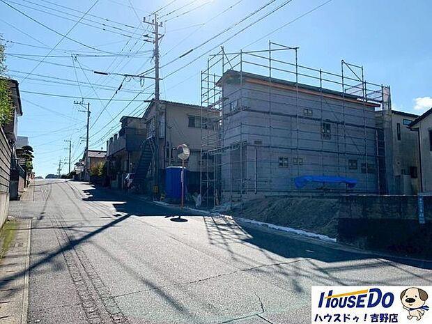 交通量が少ないので駐車もしやすいですね。