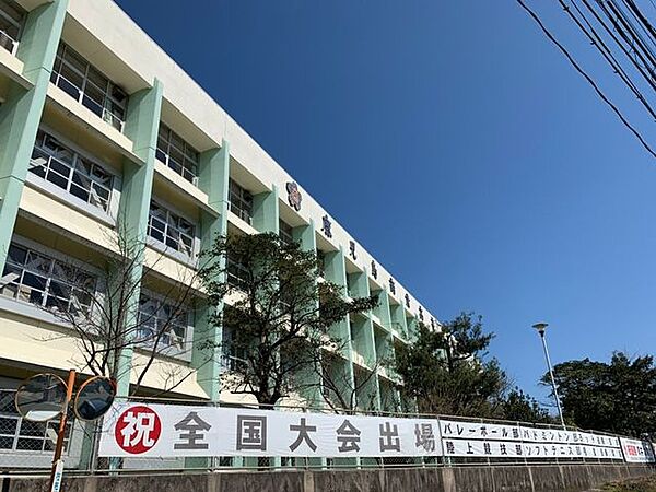 鹿児島商業高等学校 850m