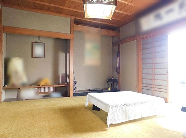 「１階和室８帖」