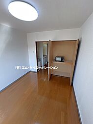 MKビル 203 2階ワンルームの室内