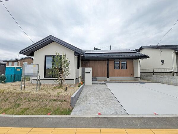 detached 宮城県黒川郡大和町小野字漆海道
地図を見る