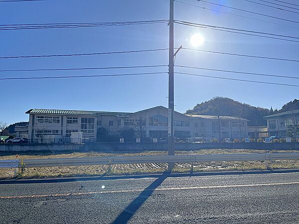apartment 宮城県宮城郡松島町高城字三居山二
地図を見る