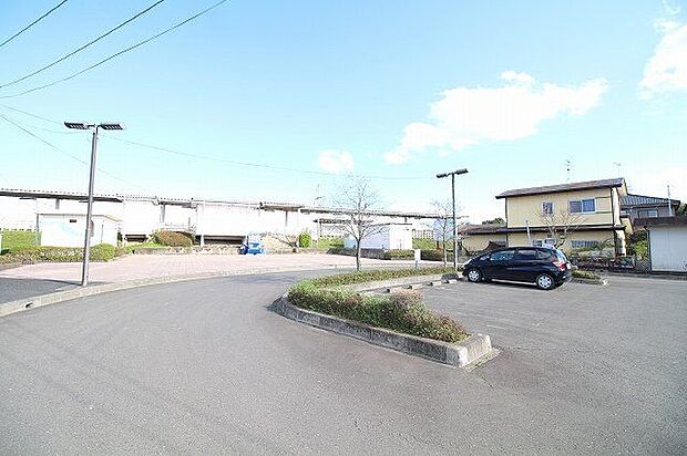 東船岡駅(阿武隈急行線) 徒歩14分。 1100m