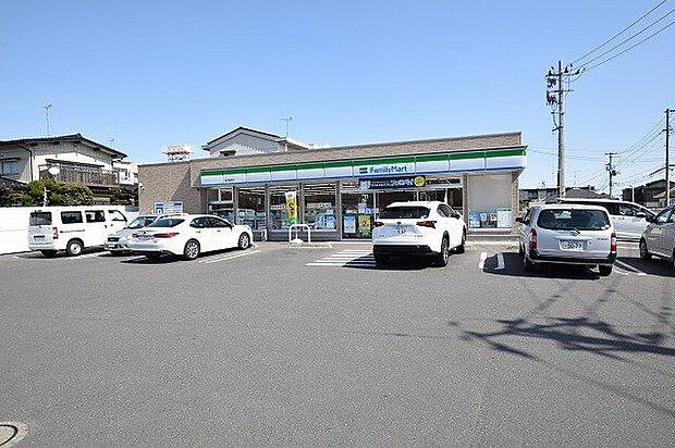 ファミリーマート岩沼桑原店 徒歩48分。 3770m