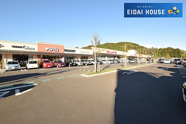 フォレストモール仙台茂庭 徒歩52分。 4140m