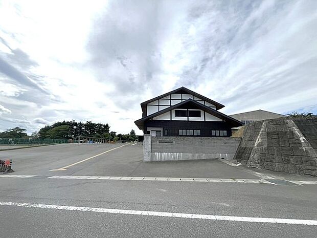 相馬市立中村第二中学校 徒歩30分。 2350m
