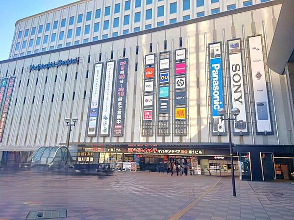 ヨドバシカメラマルチメディア仙台 徒歩22分。 1730m