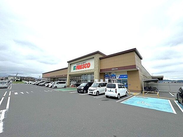 フレスコキクチ柴田店 徒歩8分。 630m