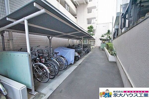 駐輪場