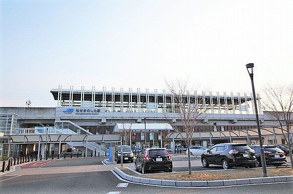 杜せきのした駅(仙台空港鉄道 仙台空港アクセス鉄道線) 徒歩30分。 2340m
