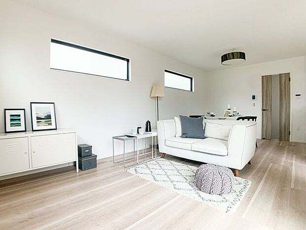 同型写真(リビング)