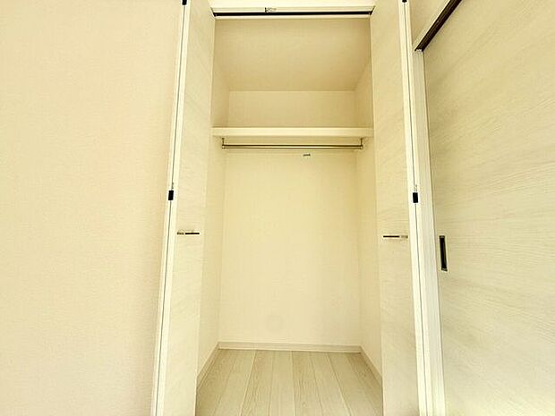 ＊3.75帖居室　収納＊