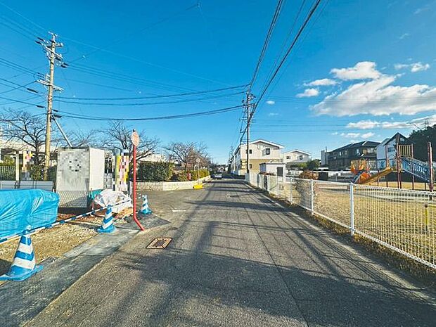 前面道路含む現地写真