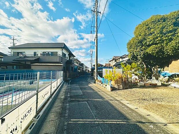 前面道路含む現地写真