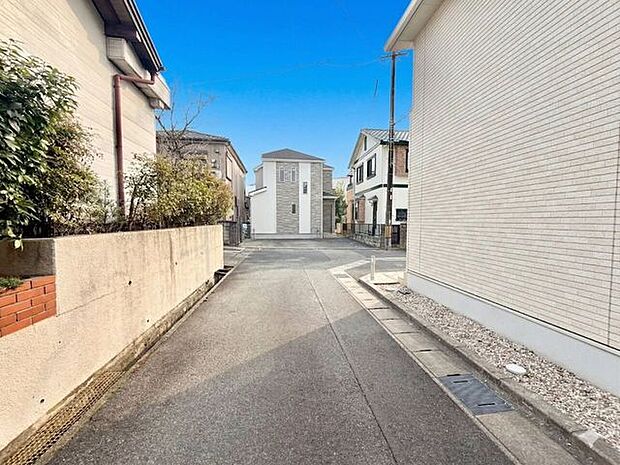 前面道路含む現地写真