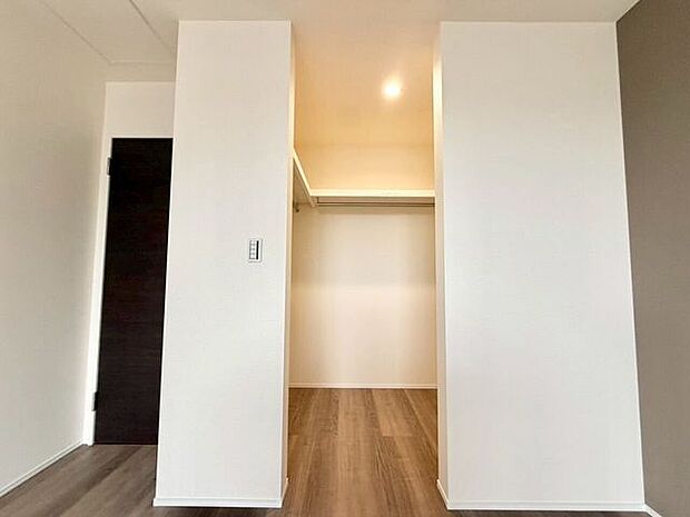 ウォークインクローゼット