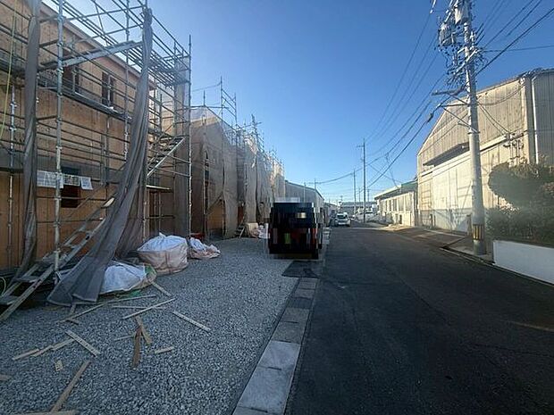 前面道路含む現地写真