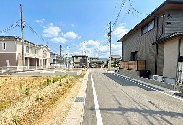 前面道路含む現地写真