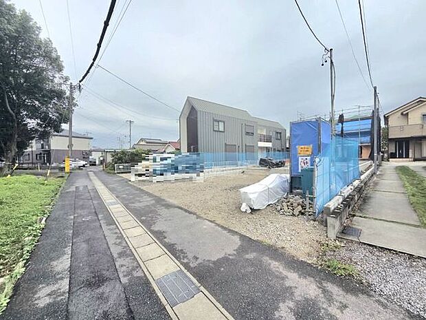 前面道路含む現地写真