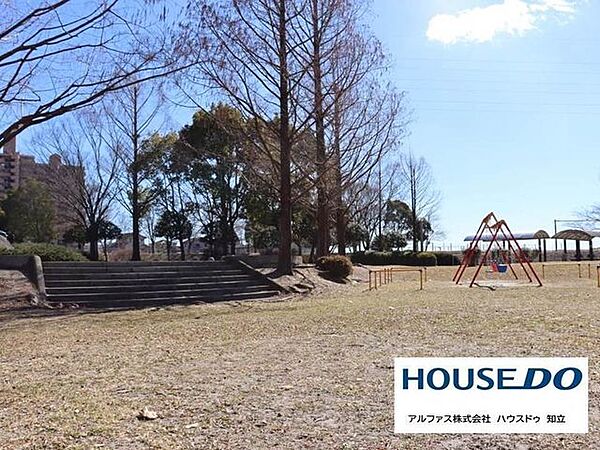 高岡公園 1600m