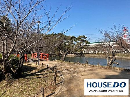 亀城公園 900m