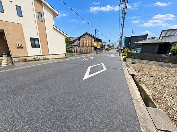前面道路含む現地写真