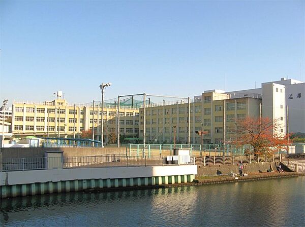 大阪市立鯰江東小学校（255m）