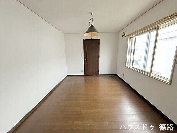 2階洋室A6帖