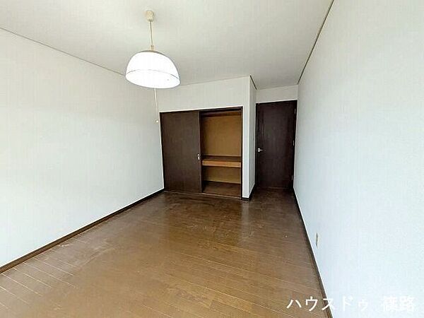 2階洋室B6.5帖