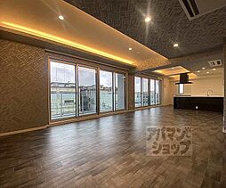 京都地下鉄東西線 太秦天神川駅 徒歩5分の賃貸マンション 5階1LDKのリビング/ダイニング