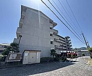 嵯峨嵐山駅より徒歩9分 3階 築32年8ヶ月の賃貸物件
