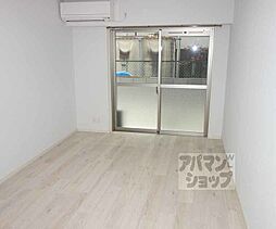 フラッティ西大路花屋町 106 1階1Kのリビング/ダイニング