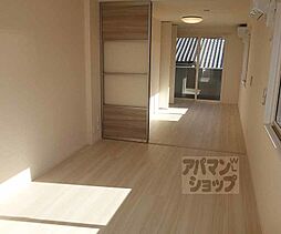 京阪本線 鳥羽街道駅 徒歩3分の賃貸アパート 2階1LDKのリビング/ダイニング