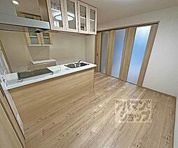 京阪本線 清水五条駅 徒歩9分の賃貸マンション 1階2LDKのリビング/ダイニング