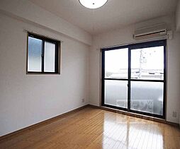 メイプル等持院 202 2階1Kのリビング/ダイニング