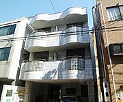 五条駅より徒歩7分 築36年1ヶ月 3階建の賃貸物件