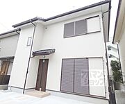 嵯峨嵐山駅より徒歩10分 築5年の賃貸物件