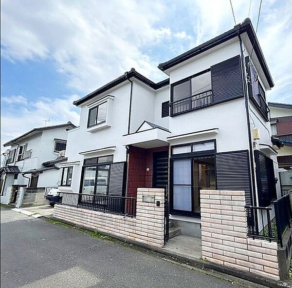 価格には消費税を含みます。自社物件につき随時ご案内可能。内覧希望の方はお電話ください。