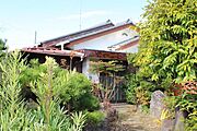 東南側からの外観