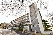 学園前駅より徒歩7分 5階 築30年9ヶ月の賃貸物件